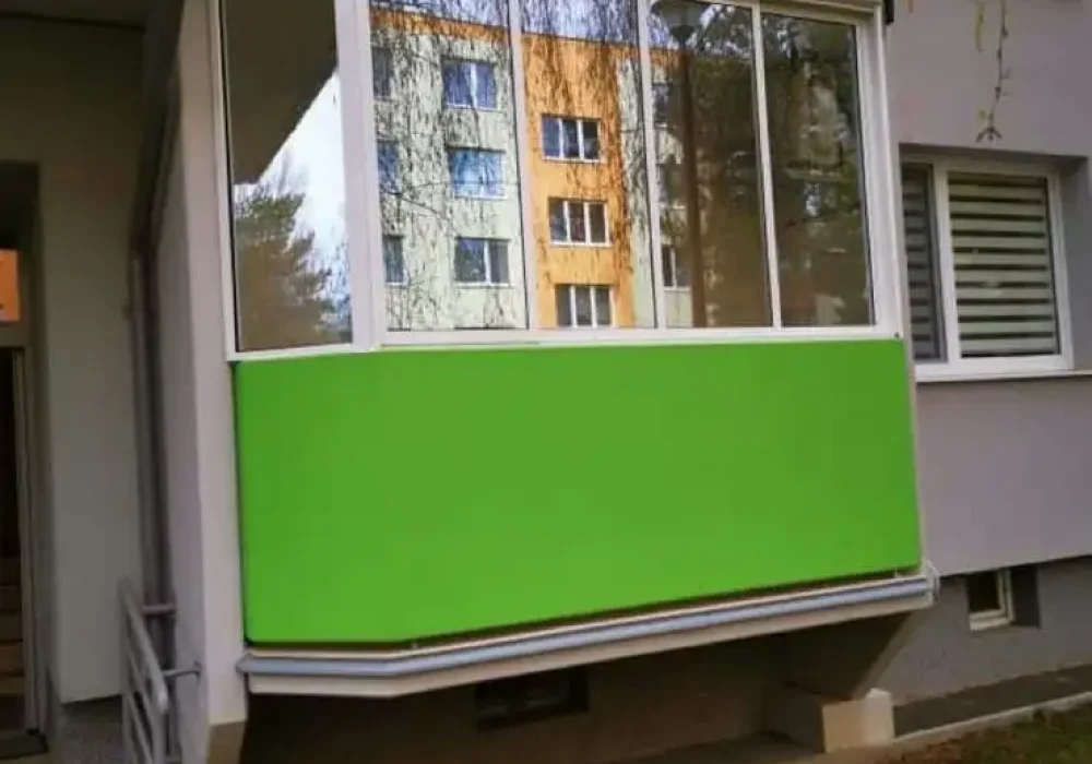 Zasklenie balkóna 12