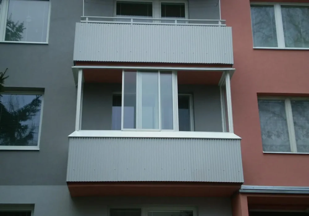 Zasklenie balkóna 9